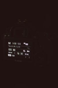 11 Essential Tips for Getting Started in Photography 1 smart dffn5IlCJpQ unsplash